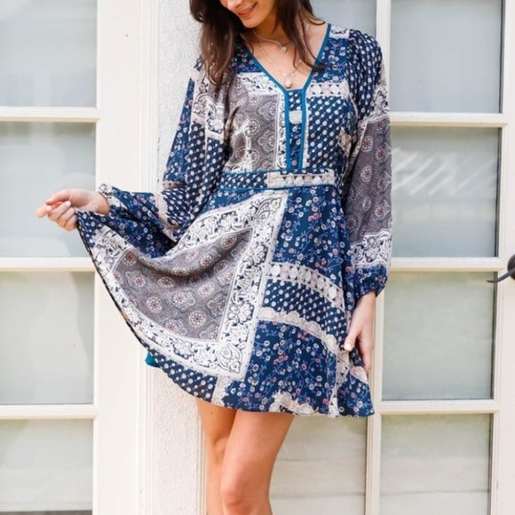 Floral & Paisley Print Balloon Long Sleeve Mini Dress - Picture 7 of 12
